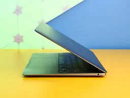 Ноутбук Apple MacBook Air 13" 8/256GB Space Gray 2020 (MGN63) Б/в [170898] - мініатюра 2