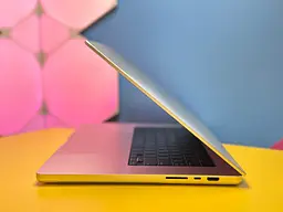 Ноутбук Apple MacBook Pro 16'' M1 Pro 16GB/1TB Silver 2021 MK1F3 [9547] Б/У [141345] - мініатюра 2