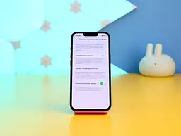 Смартфон Apple iPhone 13 128 ГБ темна ніч (MLPF3) б/в [176094] - мініатюра 3