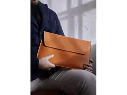Чохол для ноутбука InCarne Line MacBook Pro 16 2019-2025 (вінтажний) коньяк (line-cognac-vintage-pro-16) - мініатюра 5
