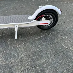 Електросамокат Mi Electric Scooter M365 (500W, 12.4Ah) Білий - мініатюра 9