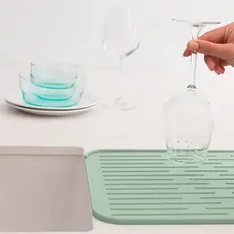 Килимок-сушарка для посуду Brabantia Silicone Dish Drying Mat 44х32 см (203329) - мініатюра 2