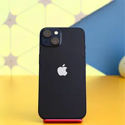Смартфон Apple iPhone 13 128 ГБ темна ніч (MLPF3) б/в [176094]