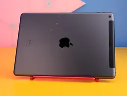 Планшет Apple iPad (2017) 32GB Wi-Fi Space Gray (MP2F2) Б/У [159994] - мініатюра 5
