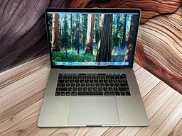 Ноутбук Apple MacBook Pro 15" i7-8850H/32/512 (C02YH0T4JGH6) Б/в
