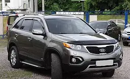 Дефлектор капоту мухобійка для Kia Sorento 2009-2012