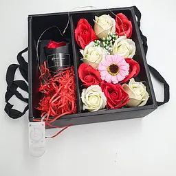 Подарочный набор Розы из мыла Forever с Led подсветкой в коробке 20х20х8 см - миниатюра 8