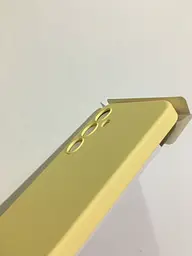 Оригінальний силіконовий чохол Samsung Silicone Case для Samsung Galaxy S24 FE Yellow EF-PS721CYEGWW - мініатюра 5