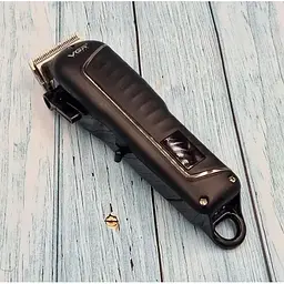 Професійна машинка для стрижки волосся VGR V-683 акумуляторна з 4 насадками 7 Вт - мініатюра 4