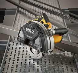Пилка дискова по металу DeWALT акумуляторна без АКБ та ЗП DCS383N - мініатюра 7