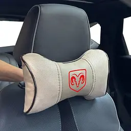 Подушка на підголівник з логотипом Dodge Екошкіра 3D Кольоровий лого Бежева-Коричневий кант 1 шт
