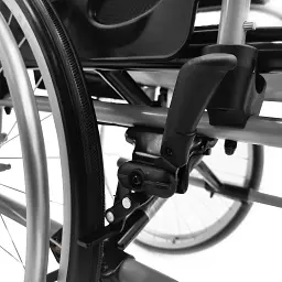 Низькоактивне крісло колісне Invacare Action 1R (Action 1 R/45,5-2020) - мініатюра 6