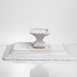 Тортовница на ножке White Square 25.5*25.5 см фарфоровая квадратная Yiwu 120-YH-HG062 - миниатюра 6