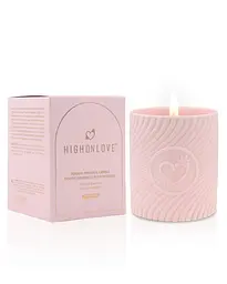 Масажна свічка з ароматом лічі та мартіні Sensual Massage Candle Lychee Martini, 250 мл HighOnLove (Канада) HighOnLove HOL19353 102984