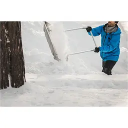 Скрепер-волокуша Fiskars SnowXpert 143021 для прибирання снігу (1003470) - мініатюра 4