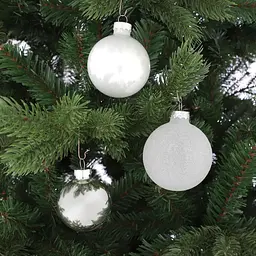Комплект ялинкових куль Mica Decorations скляні 7/6/5 см білі 42 шт. (1180831) - мініатюра 3