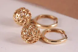 Ажурні сережки з жовтого золота S-0024