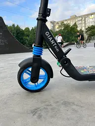 Дитячий електросамокат GIANT Kids E10 PRO 4.4Ah чорний + Bluetooth колонка - мініатюра 3