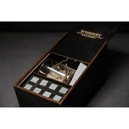 Подарунковий набір Whiskey Stones камені для віскі 8 штук + інструкція + мішечок для зберігання + щипці та 2 склянки Luna - мініатюра 4