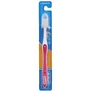 Зубна щітка Oral-B 3-Ефект Fresh Strong 1-2-3 середньої жорсткості рожева