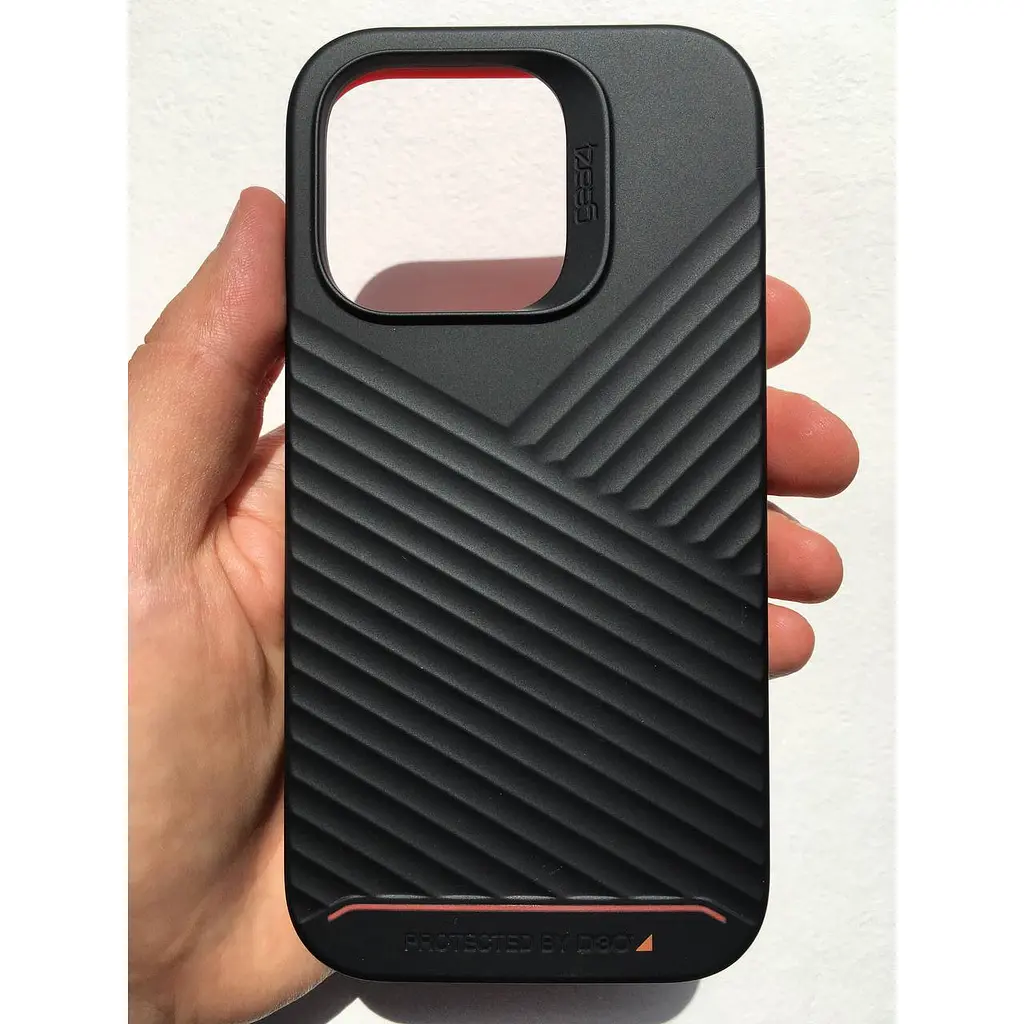 Оригинальный противоударный чехол ZAGG Gear4 Denali MagSafe для Iphone 14 Pro (6.1") Black Orange - фото 7
