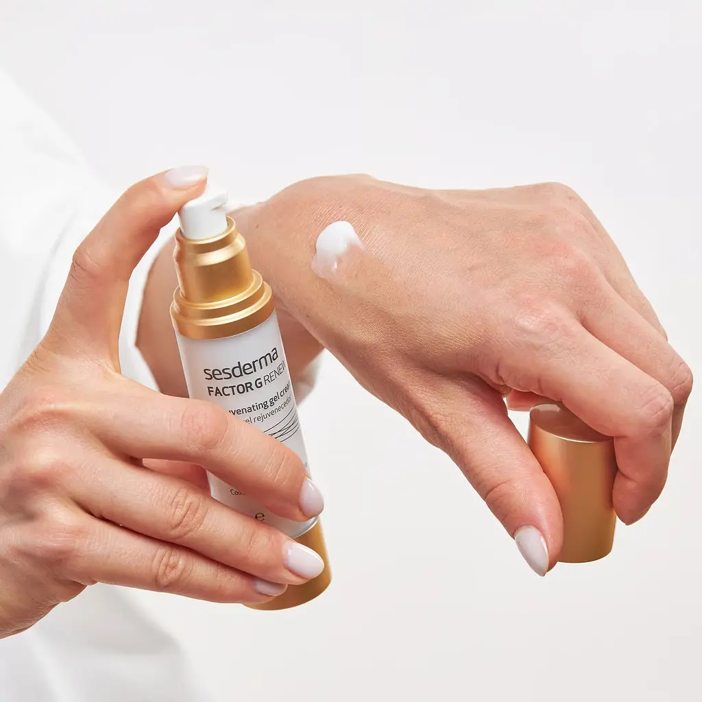 Омолоджуючий крем-гель для обличчя Sesderma Factor G Rejuvenating Gel Cream 50 мл - фото 4