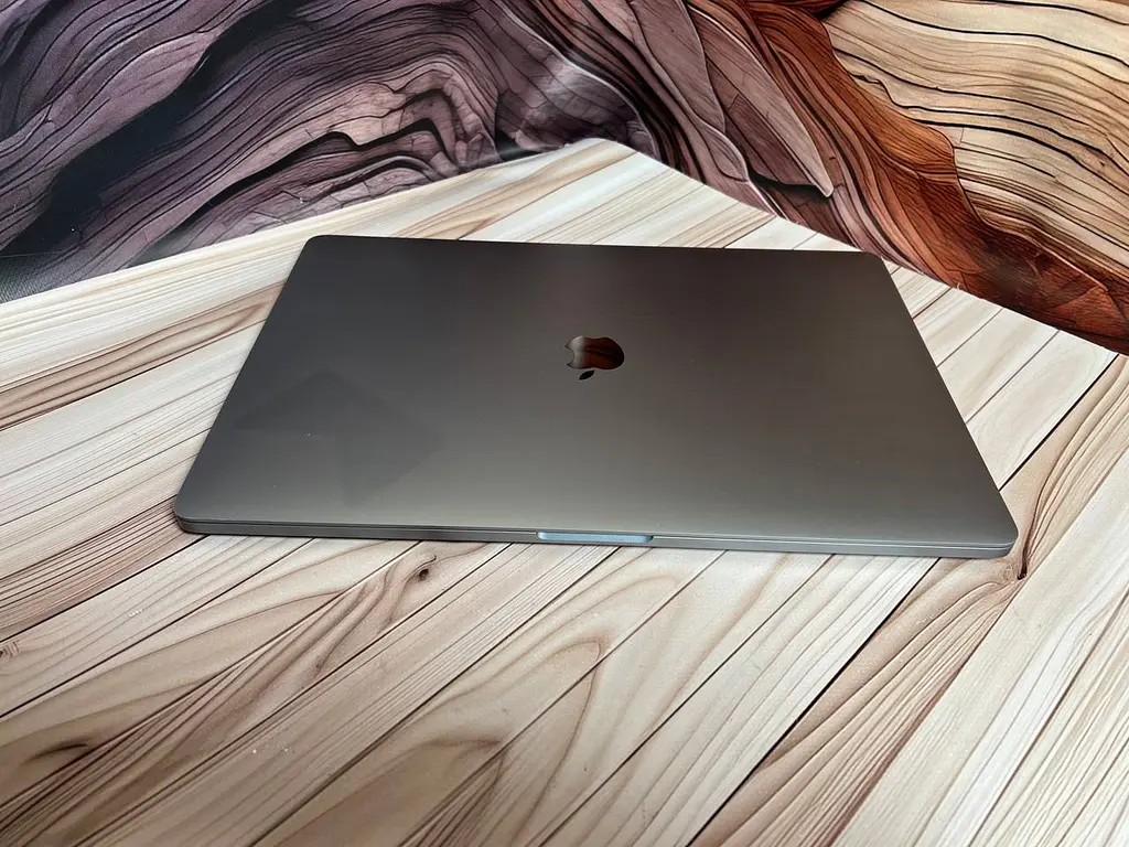 Б/в Ноутбук Apple MacBook Pro 16" 2019 i9-9880H/32/1TB (C02C7B6GMD6T) - фото 8
