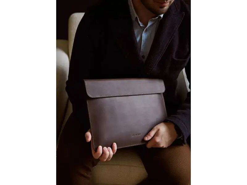 Чохол для ноутбука InCarne Klouz MacBook Pro 16 2019-2025 (вінтажний) коричневий (klouz-brown-vintage-pro-16) - фото 4