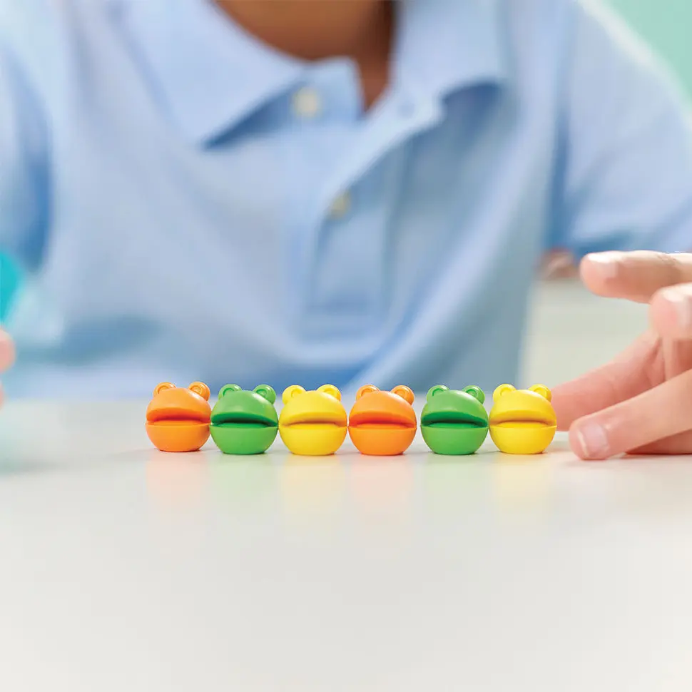 Ігровий набір для навчання рахунку Веселі жаби Numberblobs Learning Resources HM94490-UK 120 жабок - фото 4