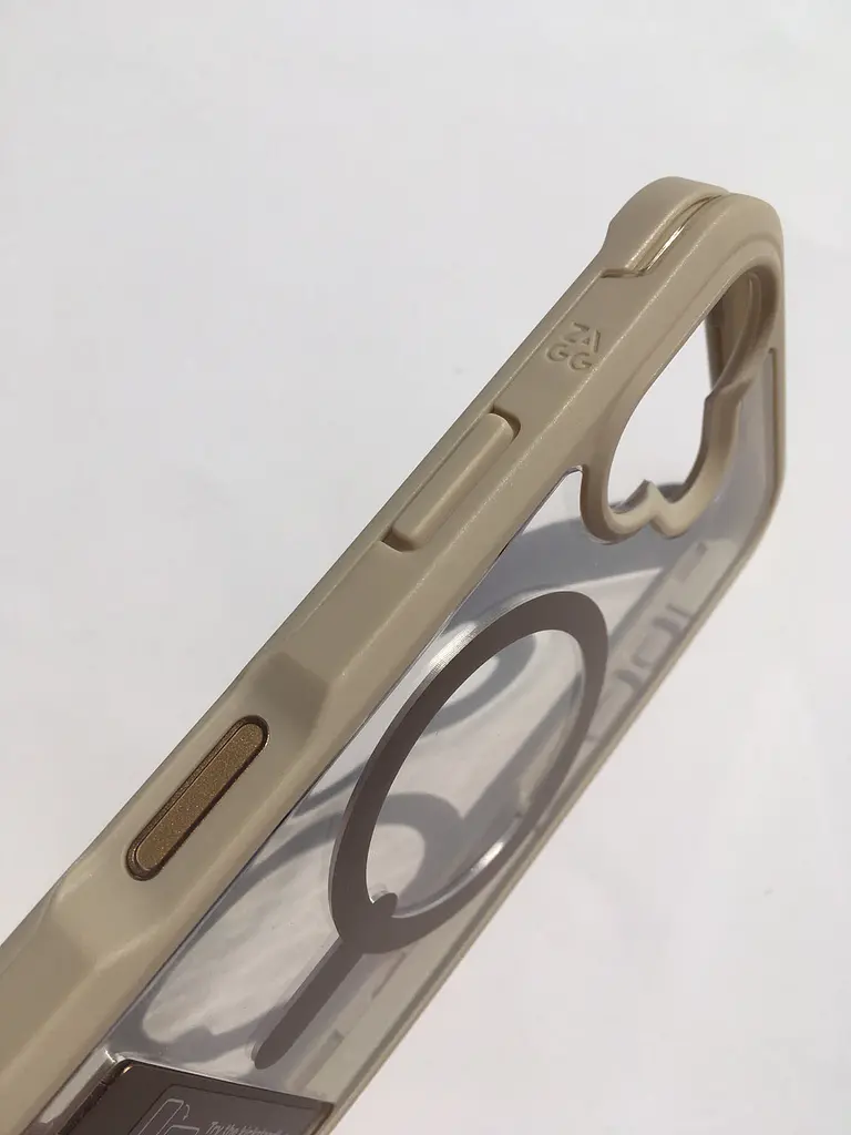 Чохол ZAGG Gear4 Rainier MagSafe KS для iPhone 17 Прозорий протиударний із підставкою Бежевий - фото 7