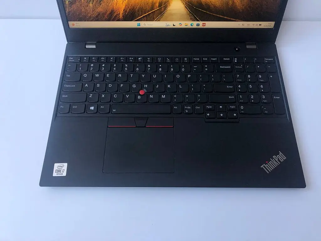 Ноутбук Lenovo Thinkpad L15 Gen 1 (i7-10510U / 8GB / SSD 256GB / 1920x1080 IPS) б/в - фото 3