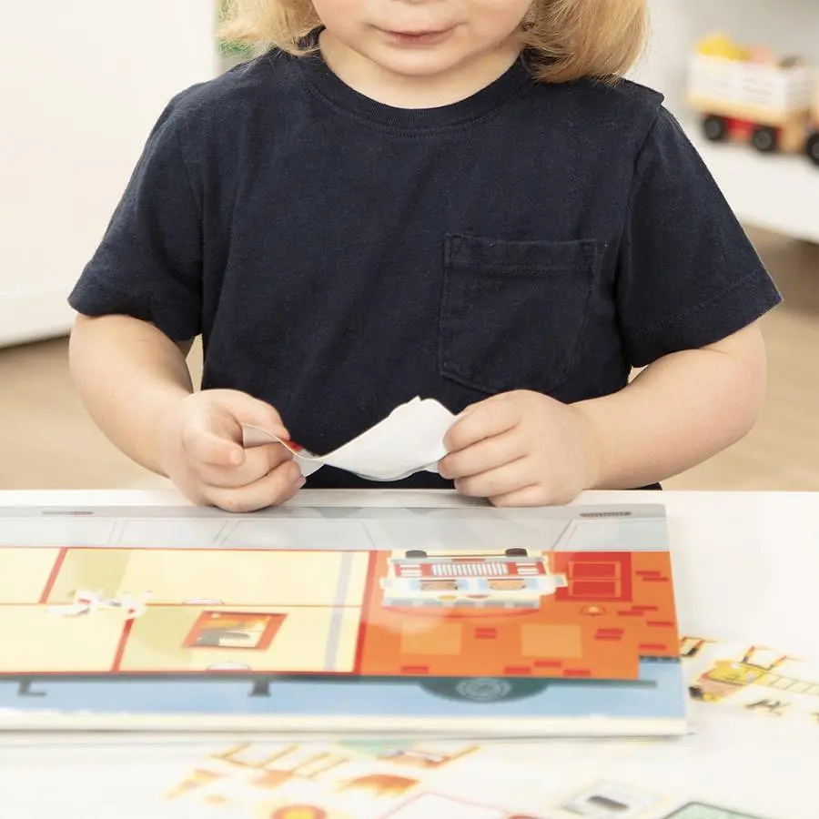 Набір багаторазових наліпок Melissa & Doug Моє місто (SM93209/6805) - фото 7