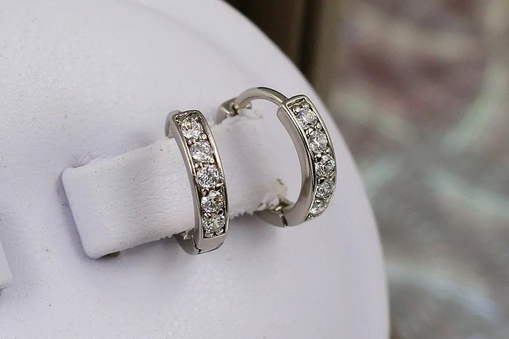 Сережки Xuping Jewelry кільця п'ять каменів гладкі бортики 1.2 см сріблясті