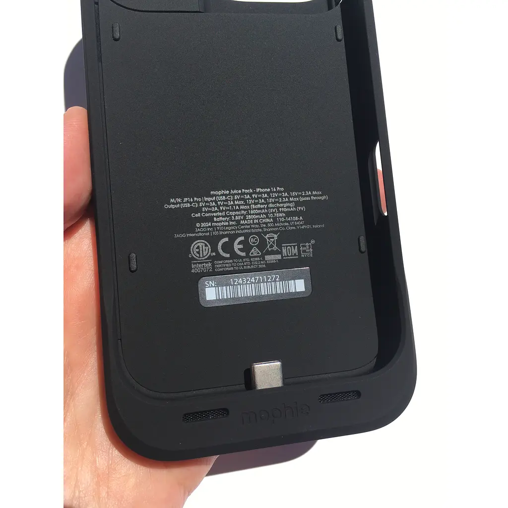 Чохол-акумулятор Mophie Juice Pack для Iphone 16 Pro (6.3") Black Power Bank 2800 mAh з магнітом - фото 11