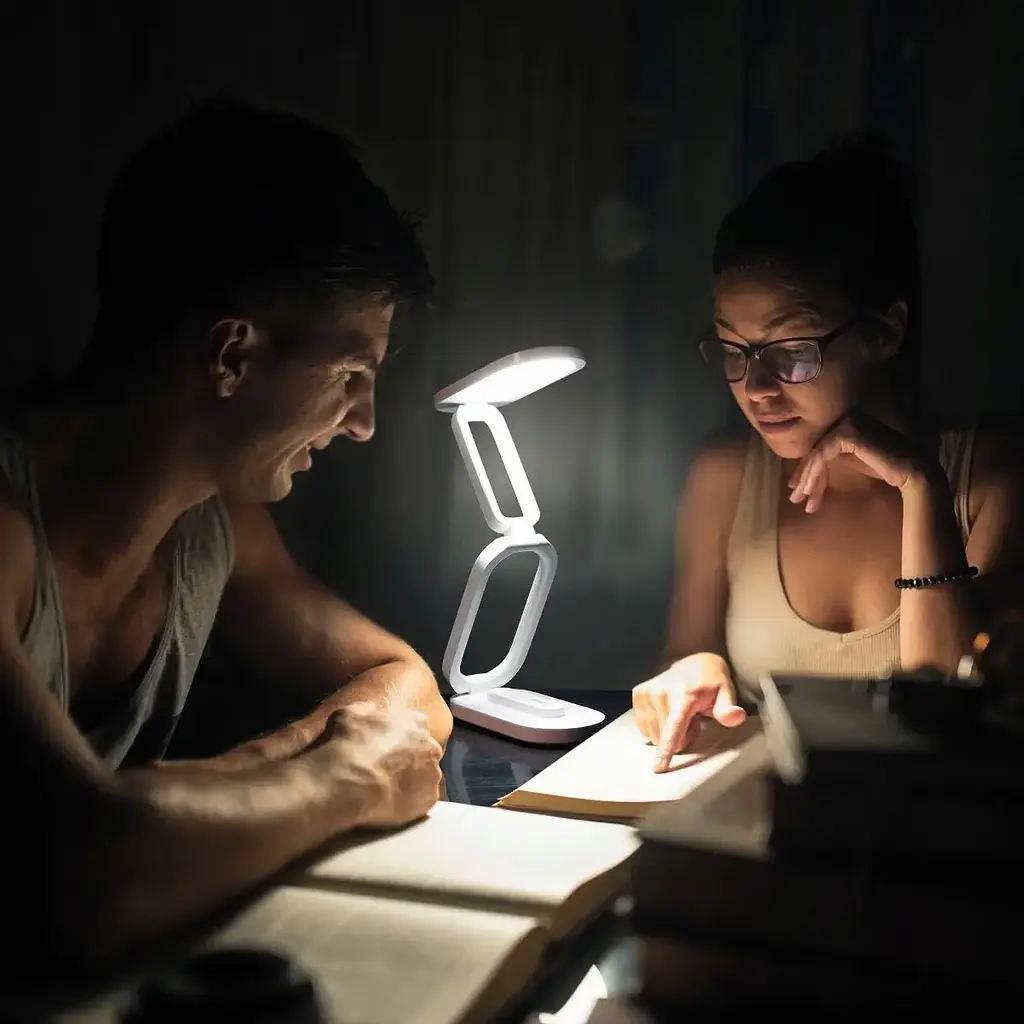 Лампа портативная аккумуляторная Tiross TS2230 2.5 Вт 190 лм сенсорное управление 1500 мАч - фото 10