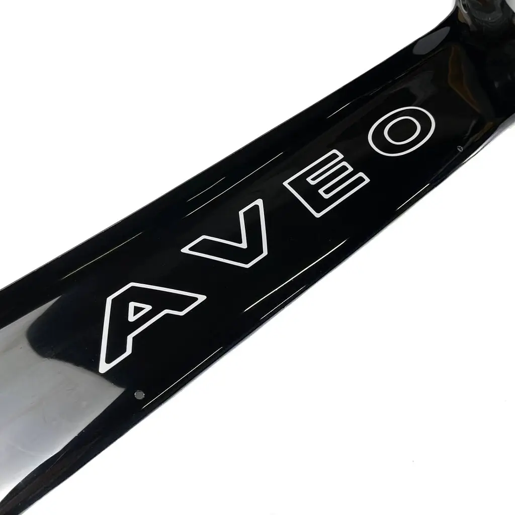 Дефлектор капота мухобойка Chevrolet Aveo T200 2002-2006 Седан / Хечбек Voron Glass - фото 3