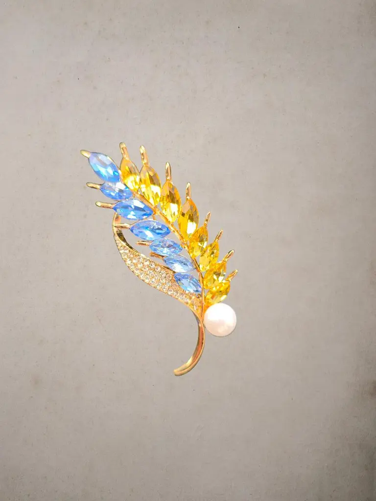 Брошь-булавка колосок пшеницы со стразами Желто-Голубая - фото 2