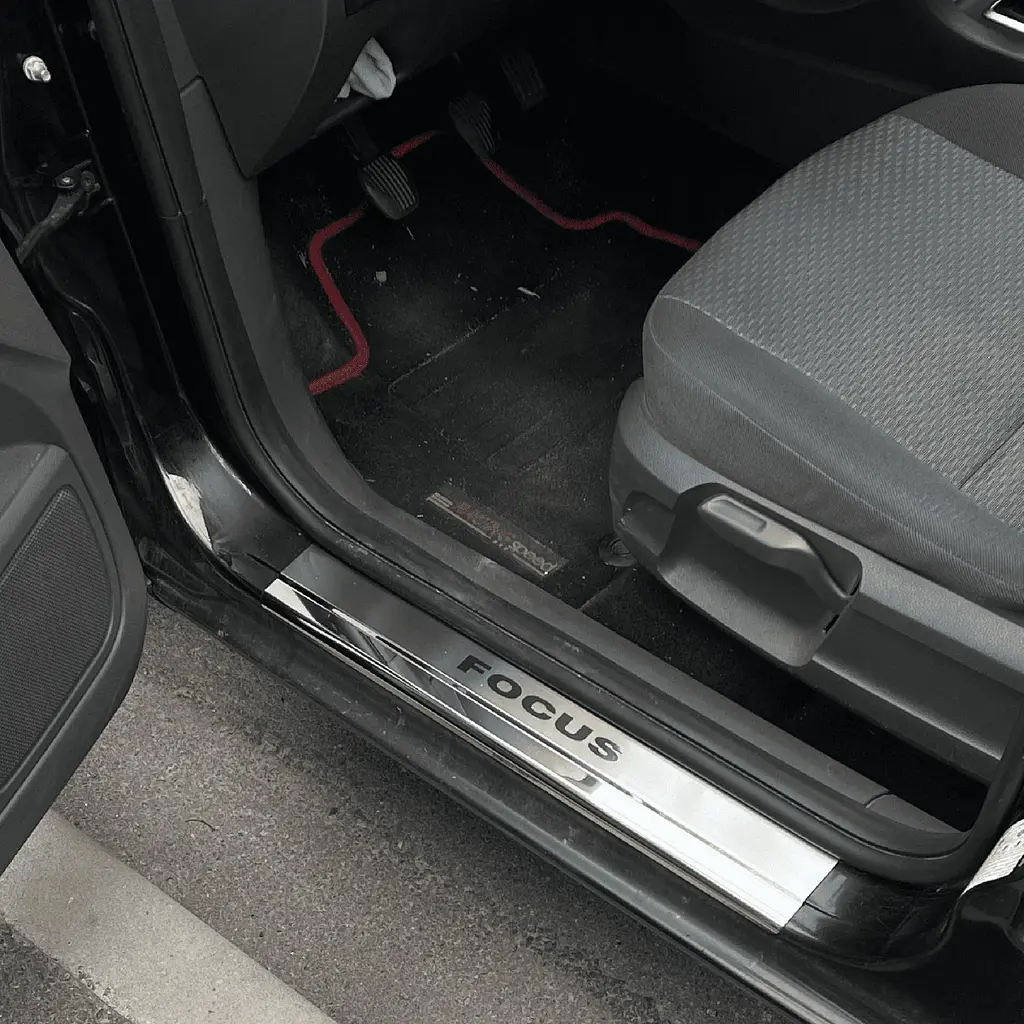 Накладки на пороги для Ford Focus II 2004-2010 Нержавіюча сталь із загином та Логотипом 4 шт (Premium P-FO11) - фото 2