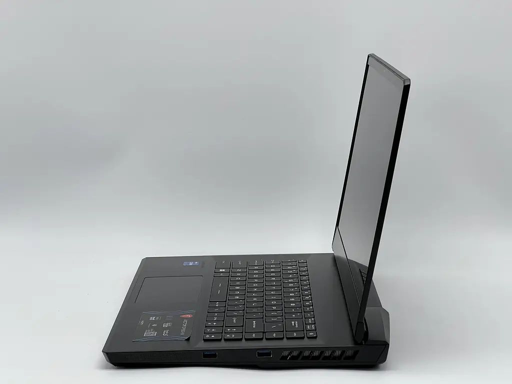 Ноутбук MSI Vector GP66HX (15.6 QHD IPS, i7-12800HX, 16 GB, 240 GB, Intel Iris Xe Graphics, вживаний) (SH2603406) - фото 3