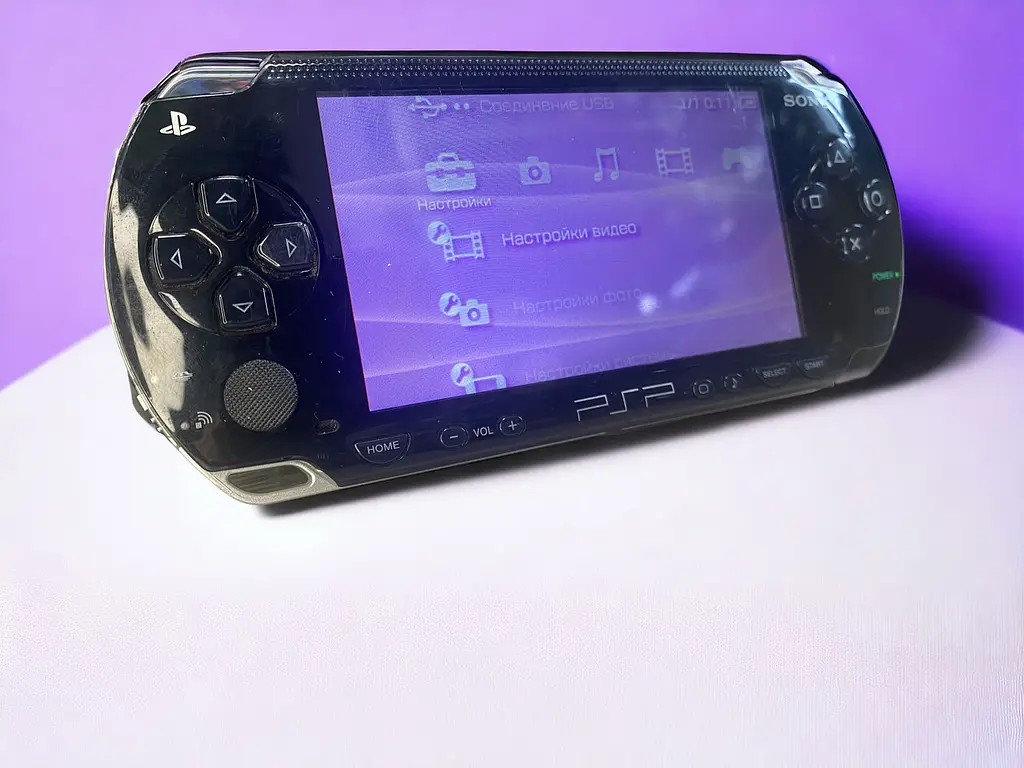 Портативная игровая консоль Sony Playstation Portable 1000 PsP 64 GB + 130 игр - фото 3