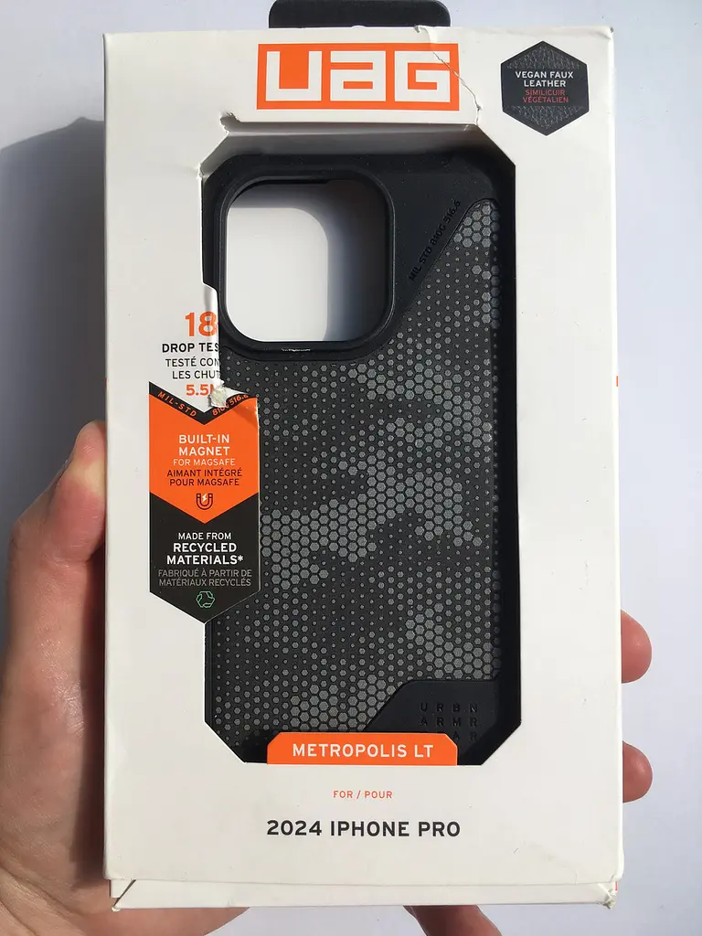 Оригінальний протиударний чохол UAG Metropolis LT MagSafe для iPhone 16 Pro (6.3") Camo Graphite 114452113234 - фото 3