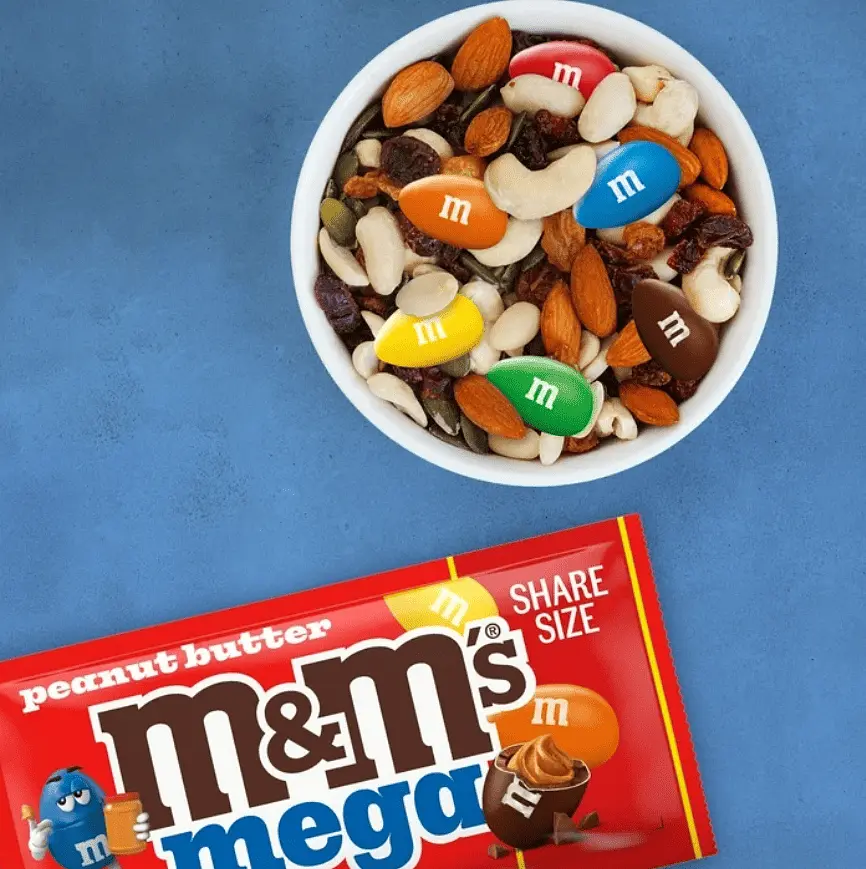 Драже M&M's Mega Peanut Butter Chocolate Candy 80.2г - фото 8