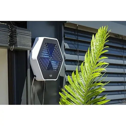 Лампа для знищення комах Adler AD 7939 настінна 8 Вт до 30 м² 32х6х28.8 см - фото 5