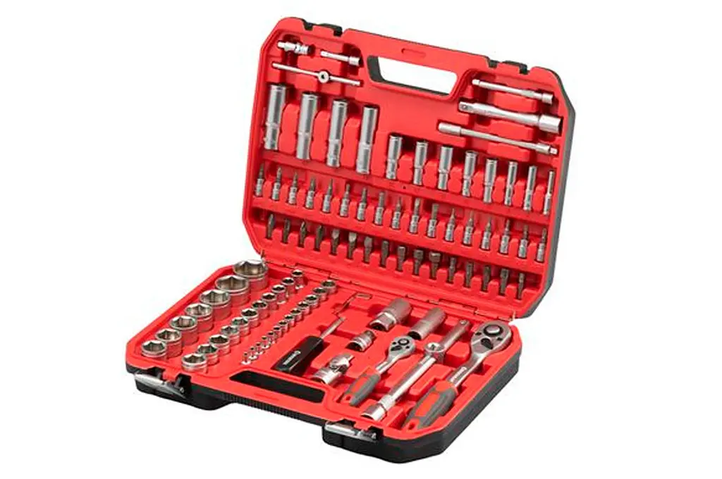 Набір інструментів Intertool RED 94 од., 1/4" x 1/2" (ET-9094)