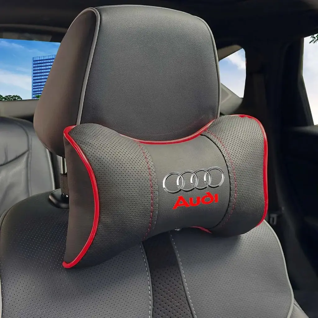 Подушка на підголівник з логотипом Audi Екошкіра 3D Кольоровий лого Чорна-Червоний кант 1 шт