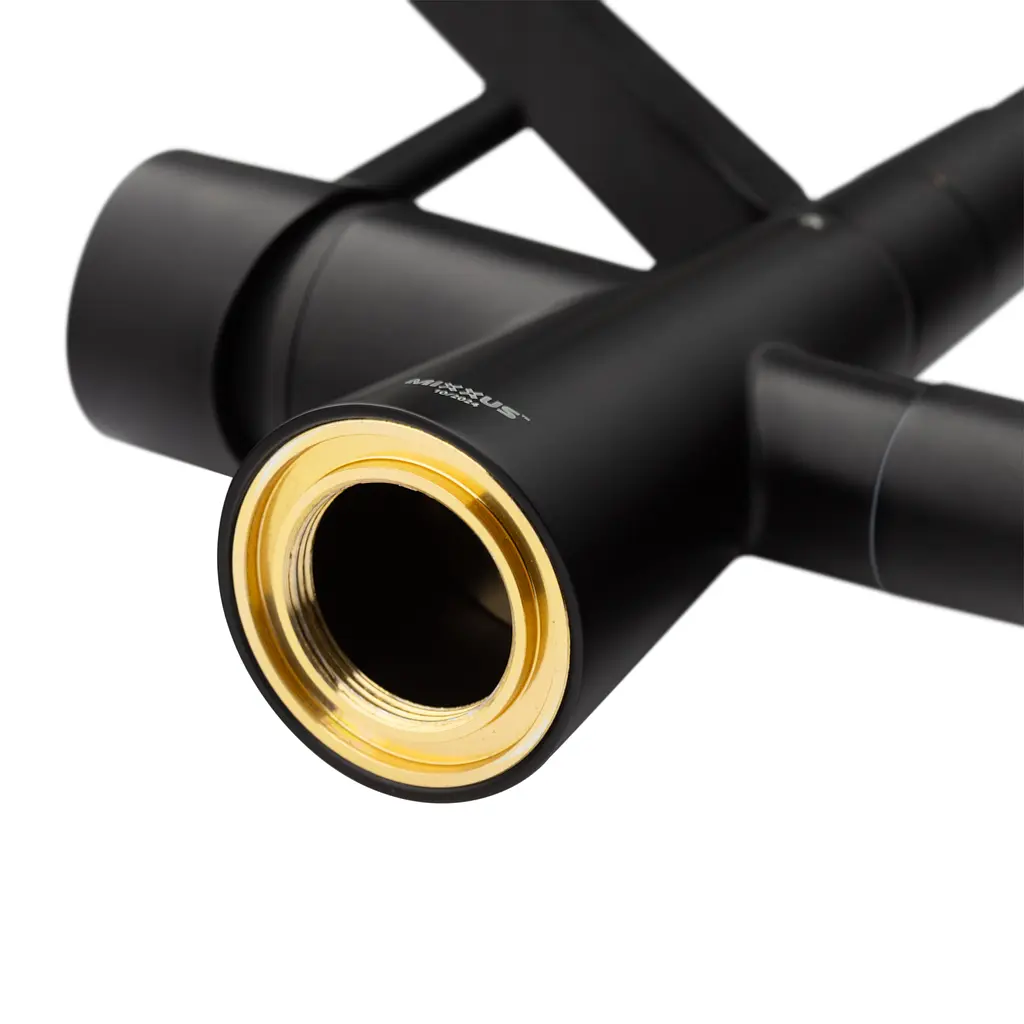 Смеситель для кухни Mixxus Premium Magnet 021 Black с гибким изливом MI6974 Черный матовый - фото 4