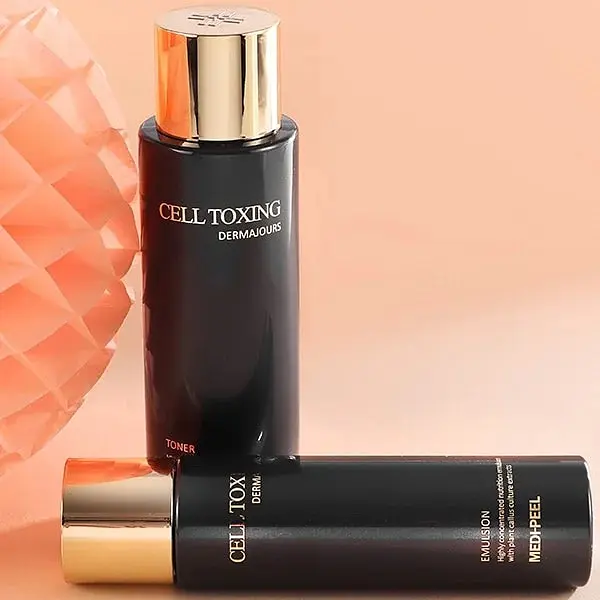 Професійний омолоджуючий тонер з стовбуровими клітинами Cell Toxing Dermajours Toner Medi-Peel 250 мл - фото 3