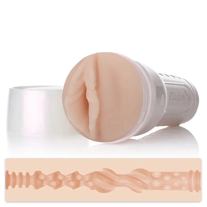 Реалистичный мастурбатор Fleshlight Elsa Jean Tasty телесный - фото 3