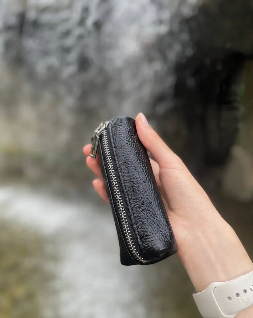 Ключниця з натуральної шкіри 5170 ST Leather чорна 75 мм - фото 8