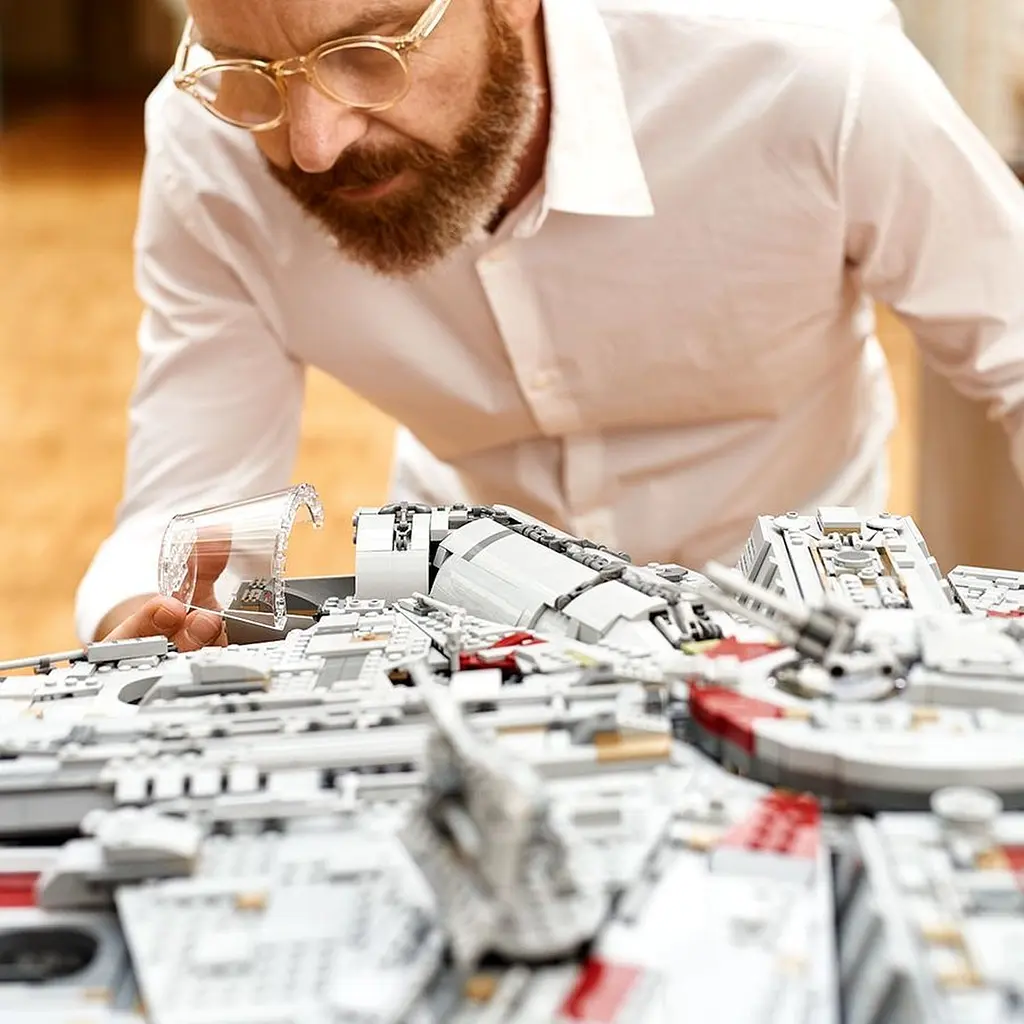 Конструктор LEGO Star Wars Millennium Falcon (Сокол Тысячелетия) 7541 деталь (75192) - фото 5
